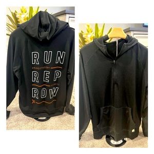 Vuori 1/4 Zip Hoodie. Unisex XL. Orangetheory.